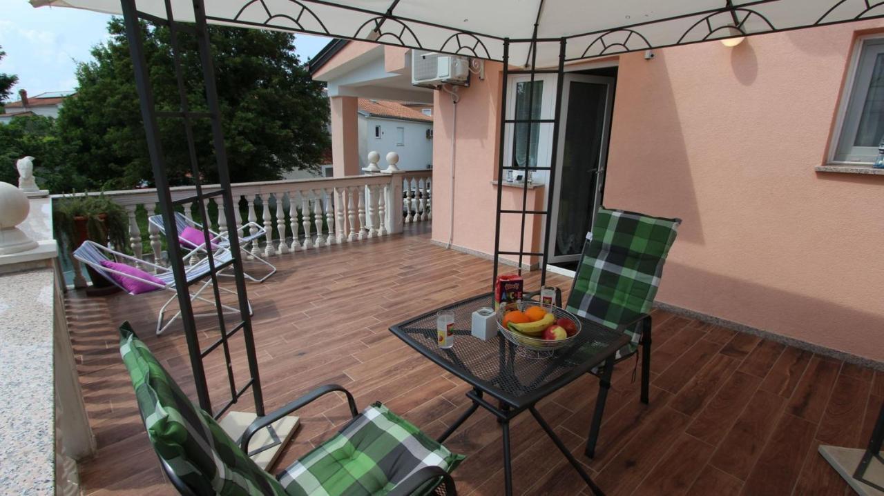 Apartment Kreslin Vantacici Extérieur photo